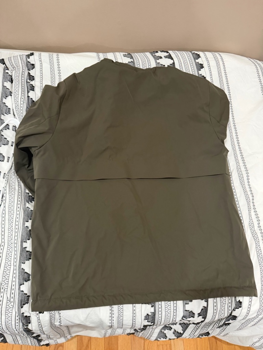 Tommy Hilfiger Men's Olive Hooded Rain Jacket - Picture 15 of 15